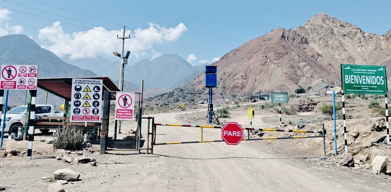 Planta y laboratorio